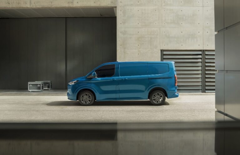 2026 Ford E-Transit Pictures