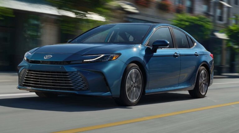 New 2026 Toyota Camry MPG