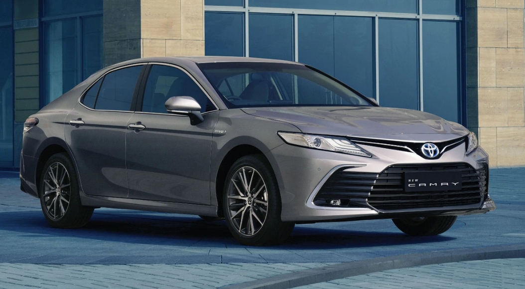 2026 Toyota Camry Hybrid MPG